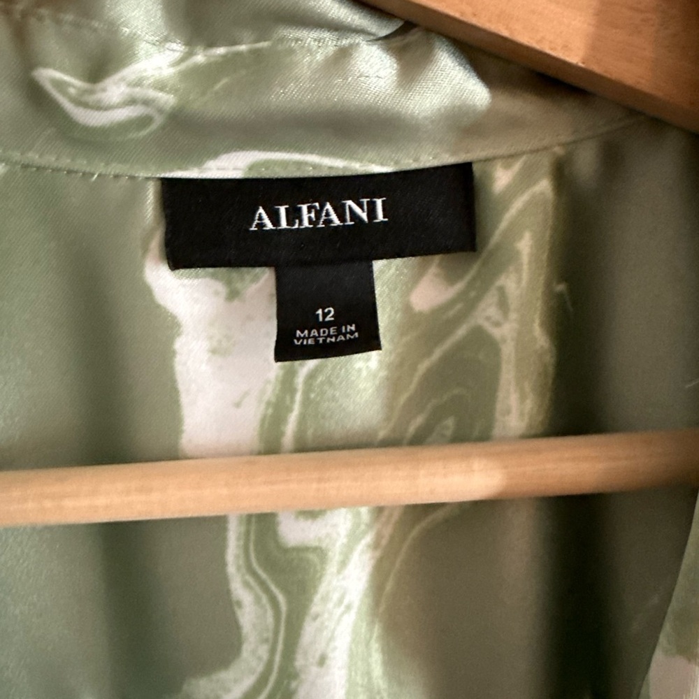 Alfani Sage Marble Pattern Robe - Picture 2 of 2